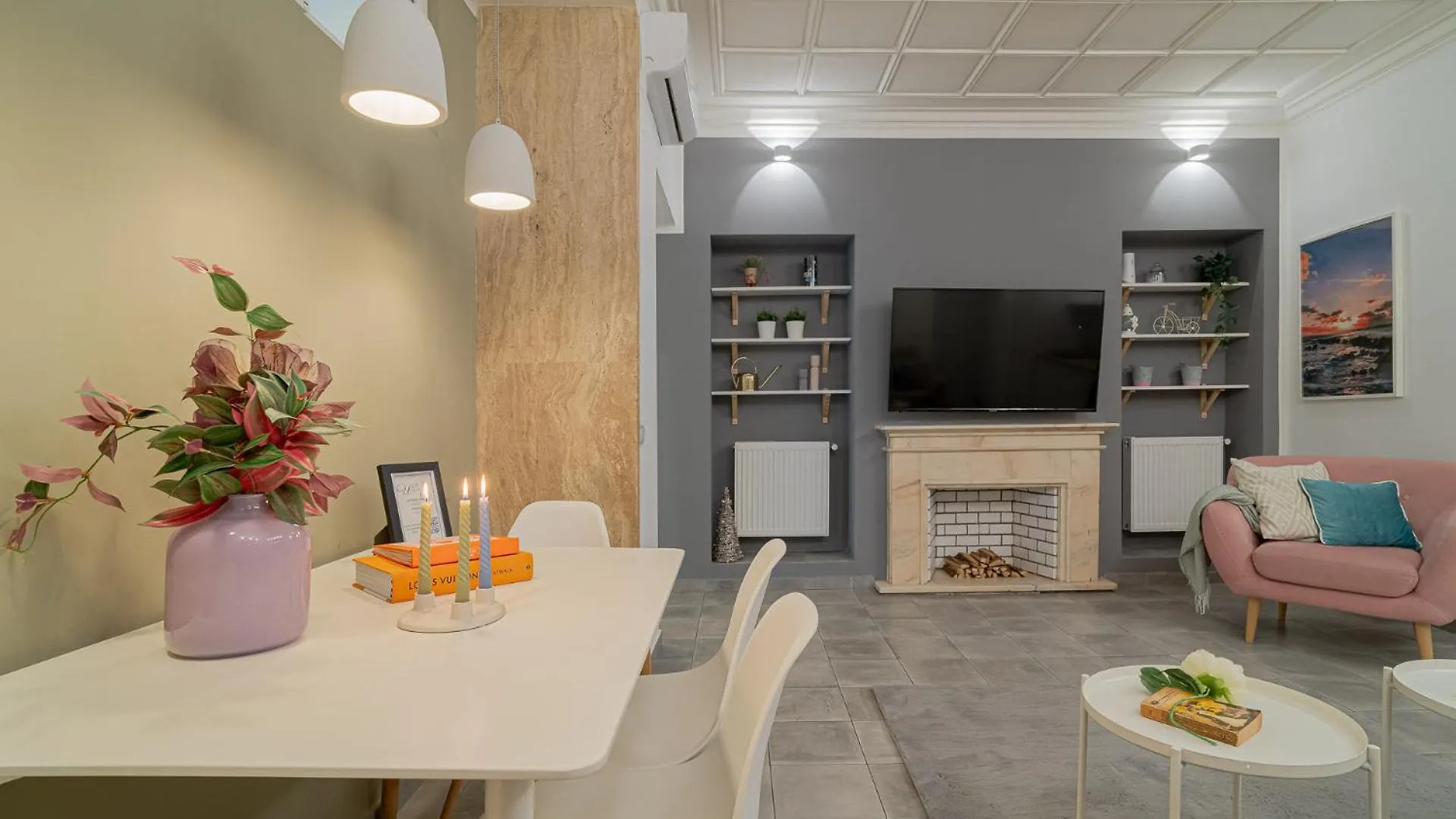 Stylish 2Br In Piata Universitatii, Steps To Cismigiu Park Bucharest