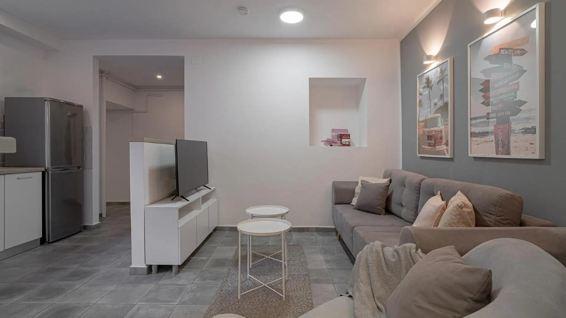 Stylish 2Br In Piata Universitatii, Steps To Cismigiu Park 부쿠레슈티 0*,
